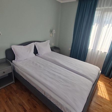 Flowers Apartments Nesebar Bagian luar foto