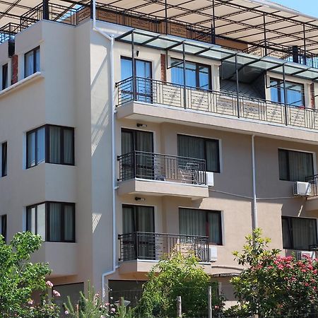Flowers Apartments Nesebar Bagian luar foto