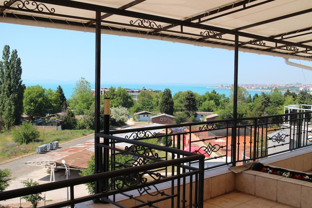 Flowers Apartments Nesebar Bagian luar foto